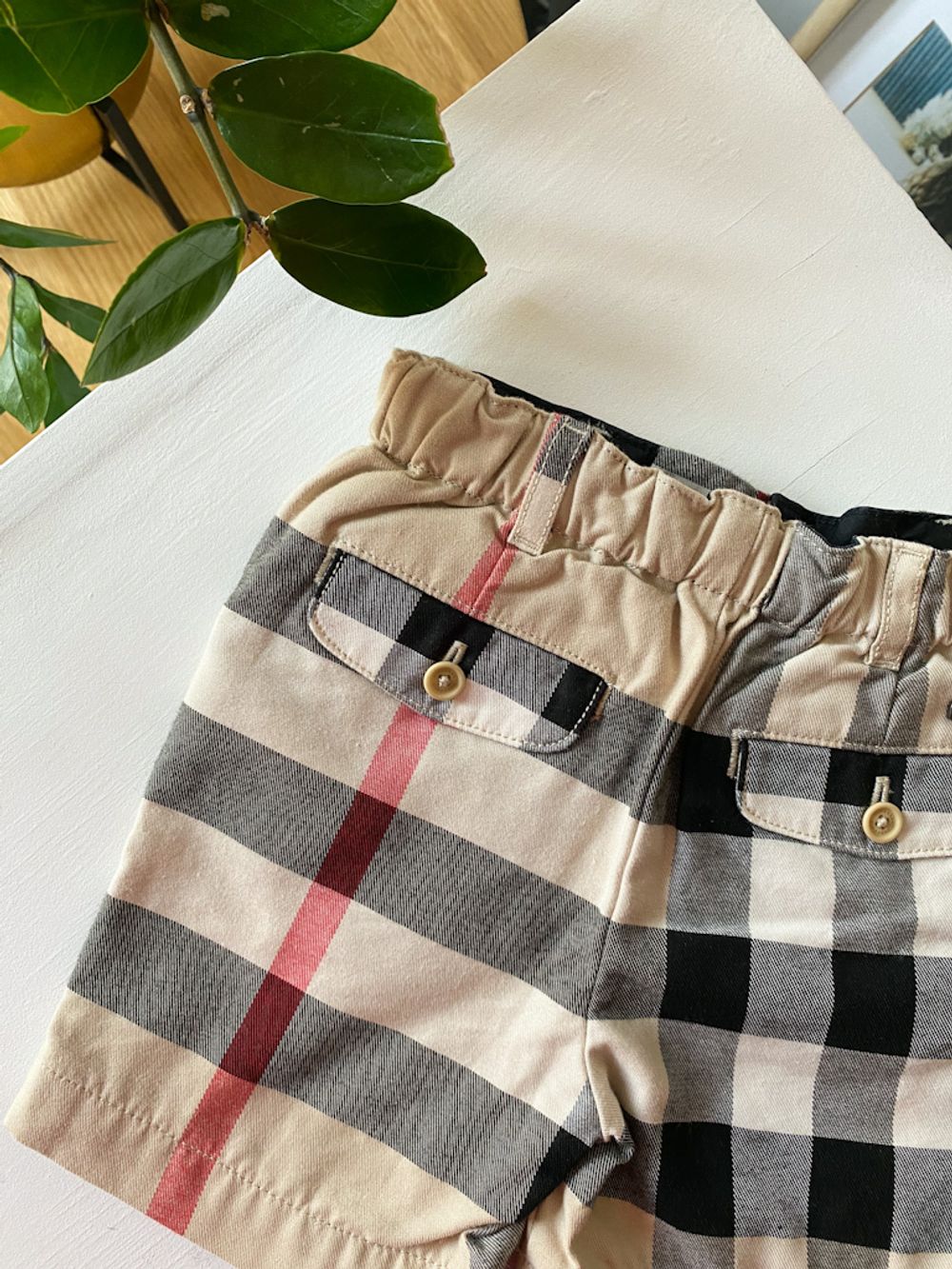 Новые хлопковые шорты Burberry, 74