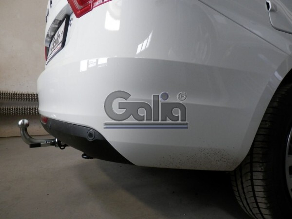 Фаркоп оцинкованный Galia L025A для Lada Vesta седан/универсал, в т.ч. SW Cross 2015-(паспорт и сертификат в комплекте)(без электрики)
