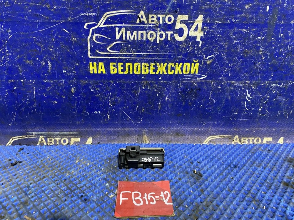 Бардачок пассажирский NISSAN SUNNY 2001