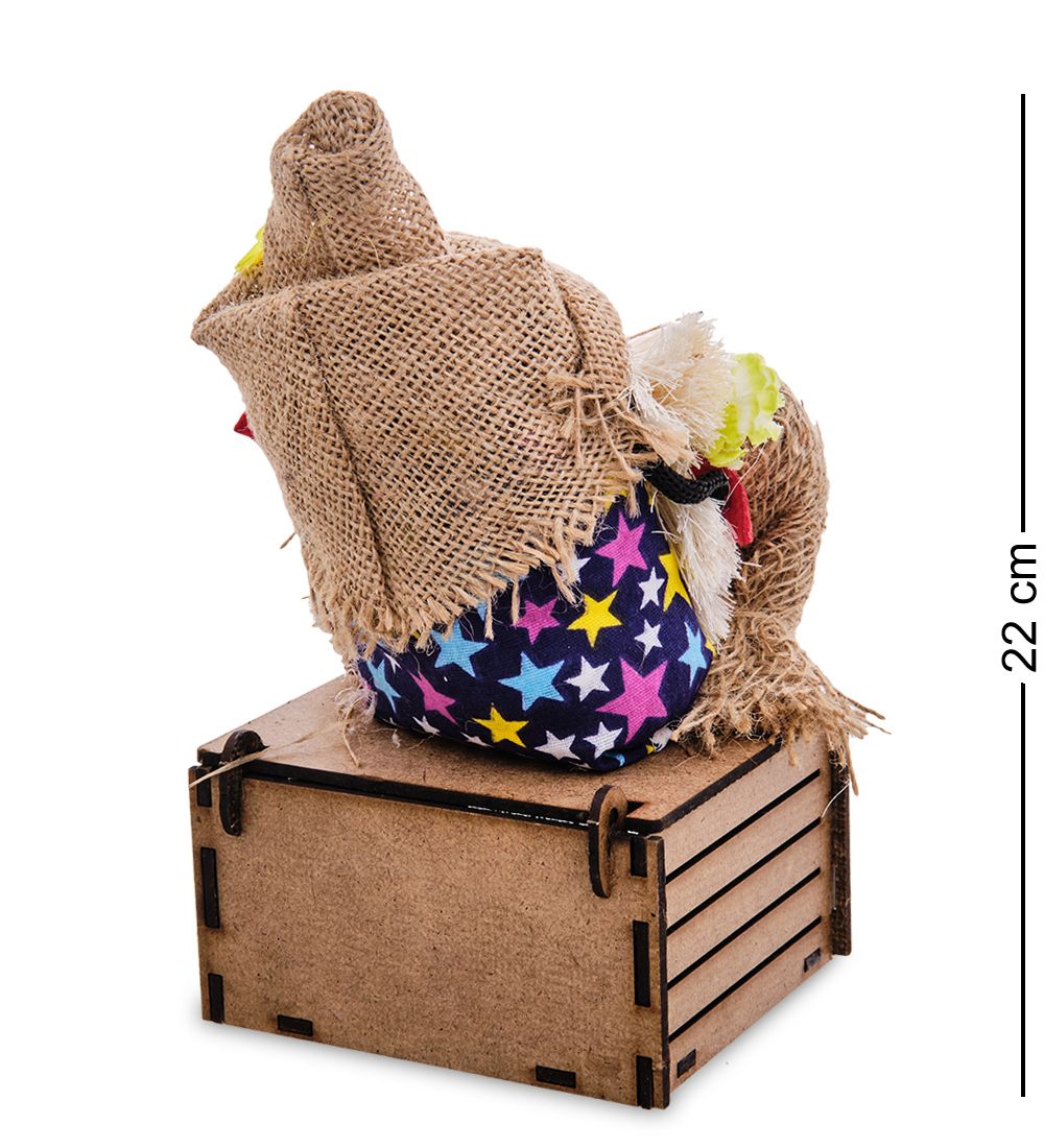 Народные промыслы DO-045 Домовой Василек на сундуке с подковой