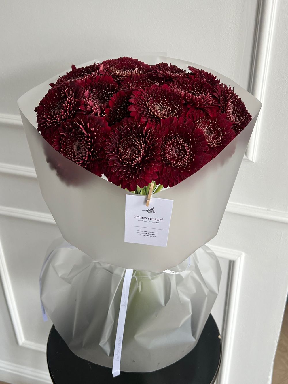 Букет из гербер в бордовом оттенке 15 шт