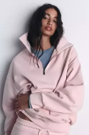 Толстовки ZARA