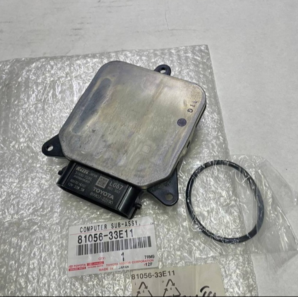Компьютер фары (LH) полностью LED 81056-33E11 8105633E11