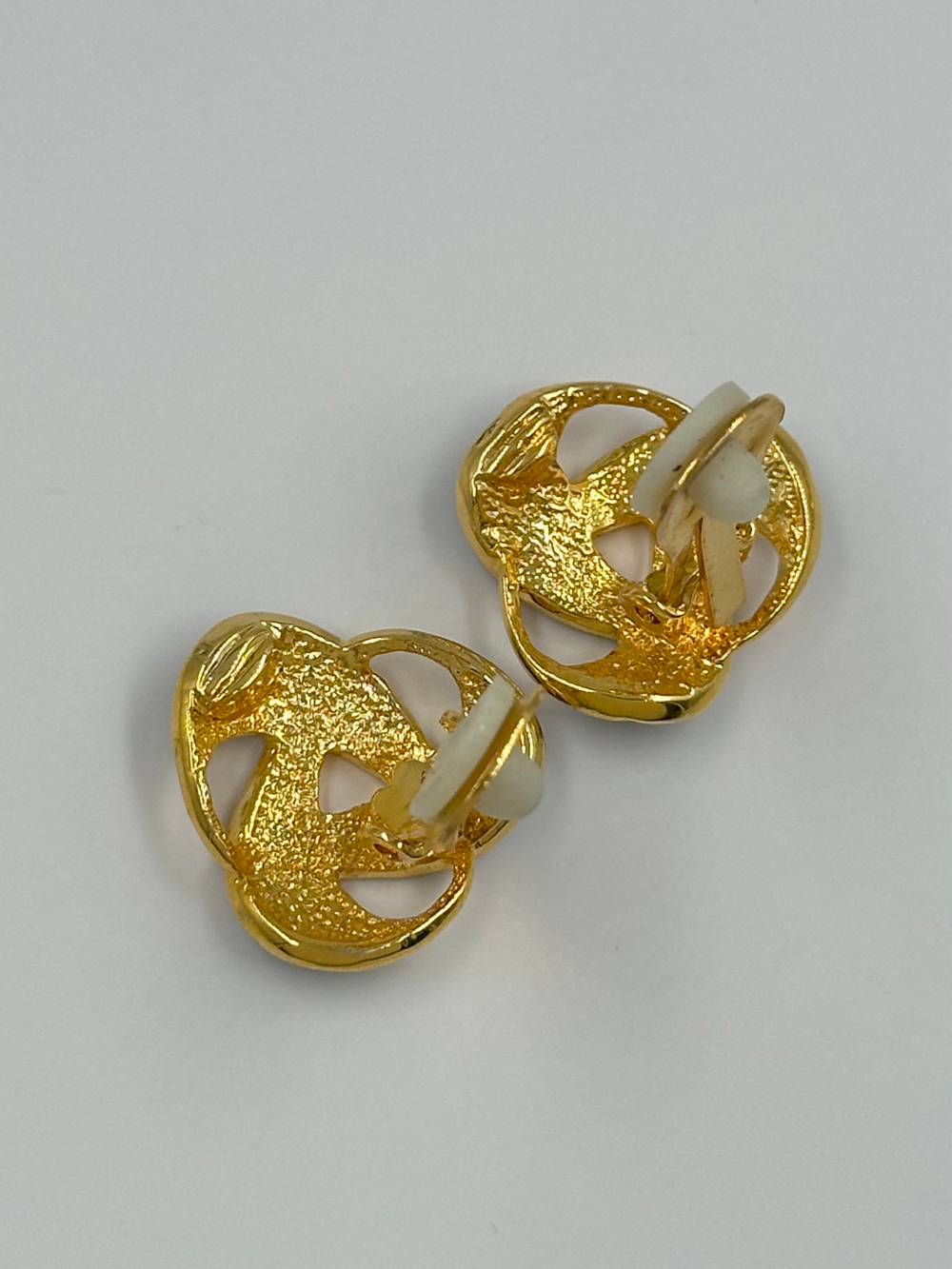 Клипсы с чёрной эмалью