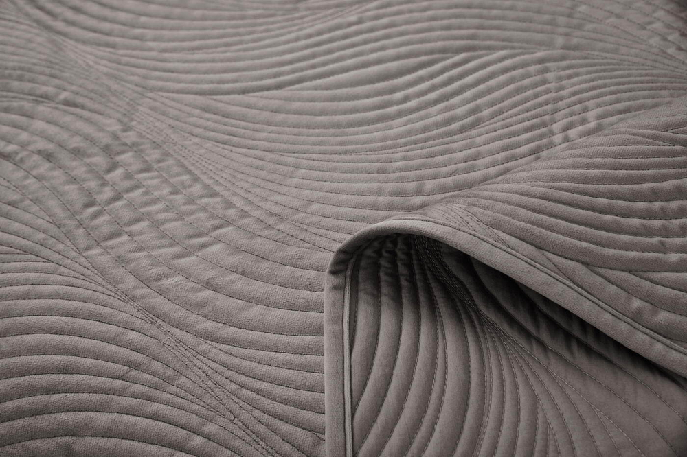 Покрывало 240х260 и 2 наволочки 50x70 Sofi De MarkO Жизель мокко