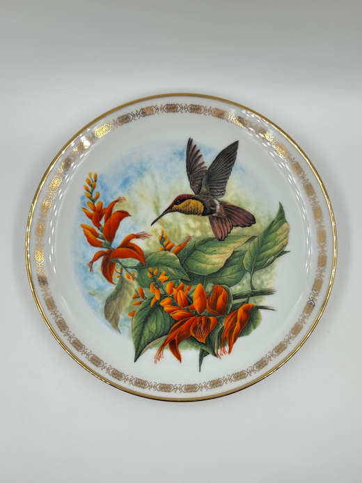 Декоративная тарелка The Hamilton Collection, Ruby Topaz Hummingbird