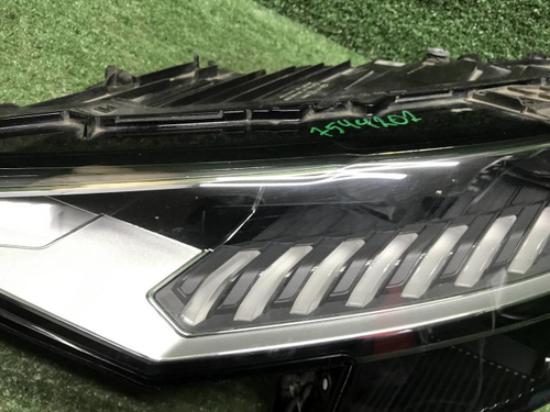 Фара левая Audi Q8 (2018-2023) LED