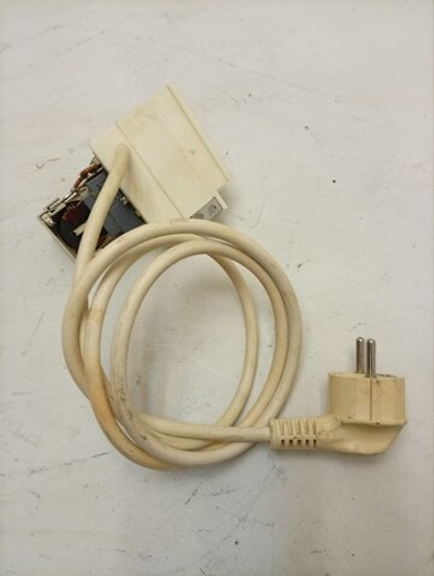 RST703DW кт18 Сетевой фильтр для стиральной машины Ariston 16003155400 б/у