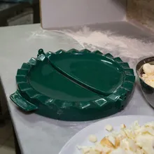 Пресс для закрытой пиццы Кальцоне большой, Big Green Egg