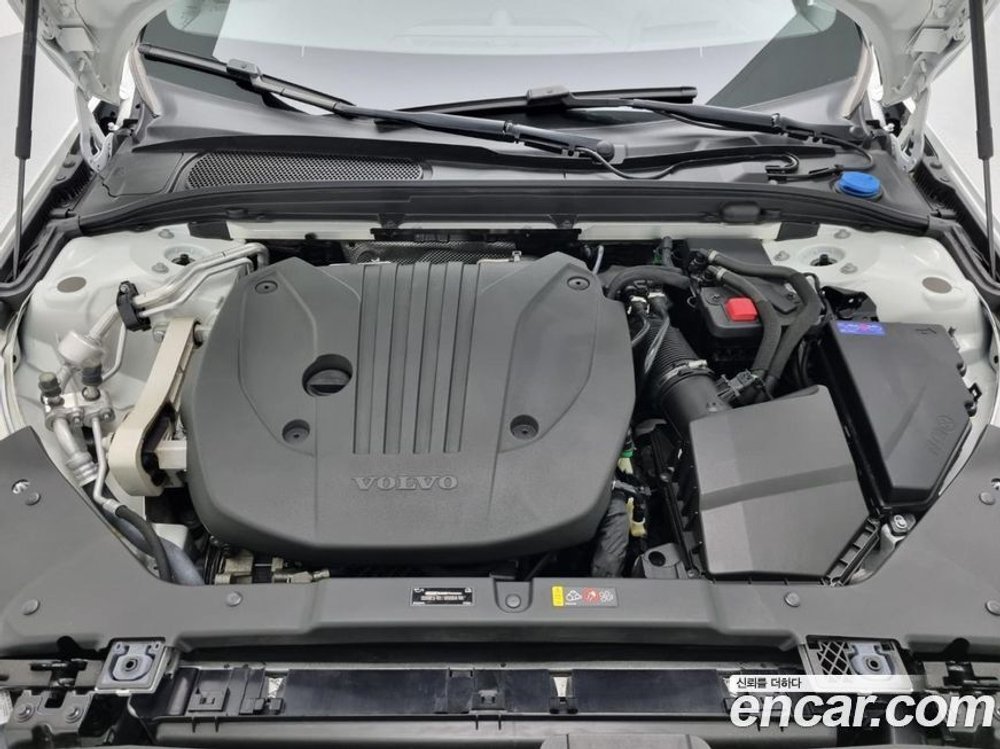 Volvo S60 3 Generation B5 Inscription (12.2022)
