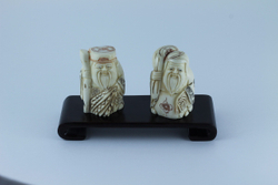 Сет нэцкэ Дзюродзин и Фукурокудзю на подставке