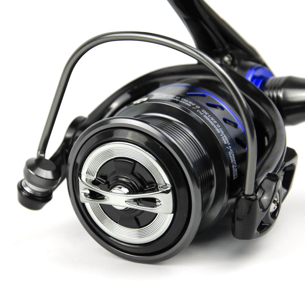 Катушка безынерционная Salmo Elite Spinetix 8 FD (3000, 7+1BB, мет. шпуля)