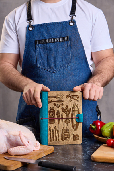 Кулинарная книга из дерева и кожи А5 Овощи