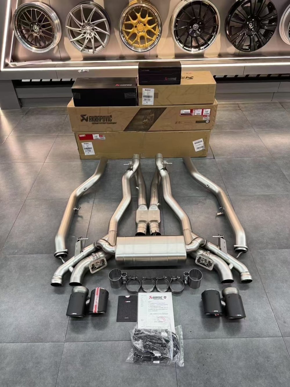 Оригинальная выхлопная система Akrapovic для BMW M5 G90 2024+ БМВ