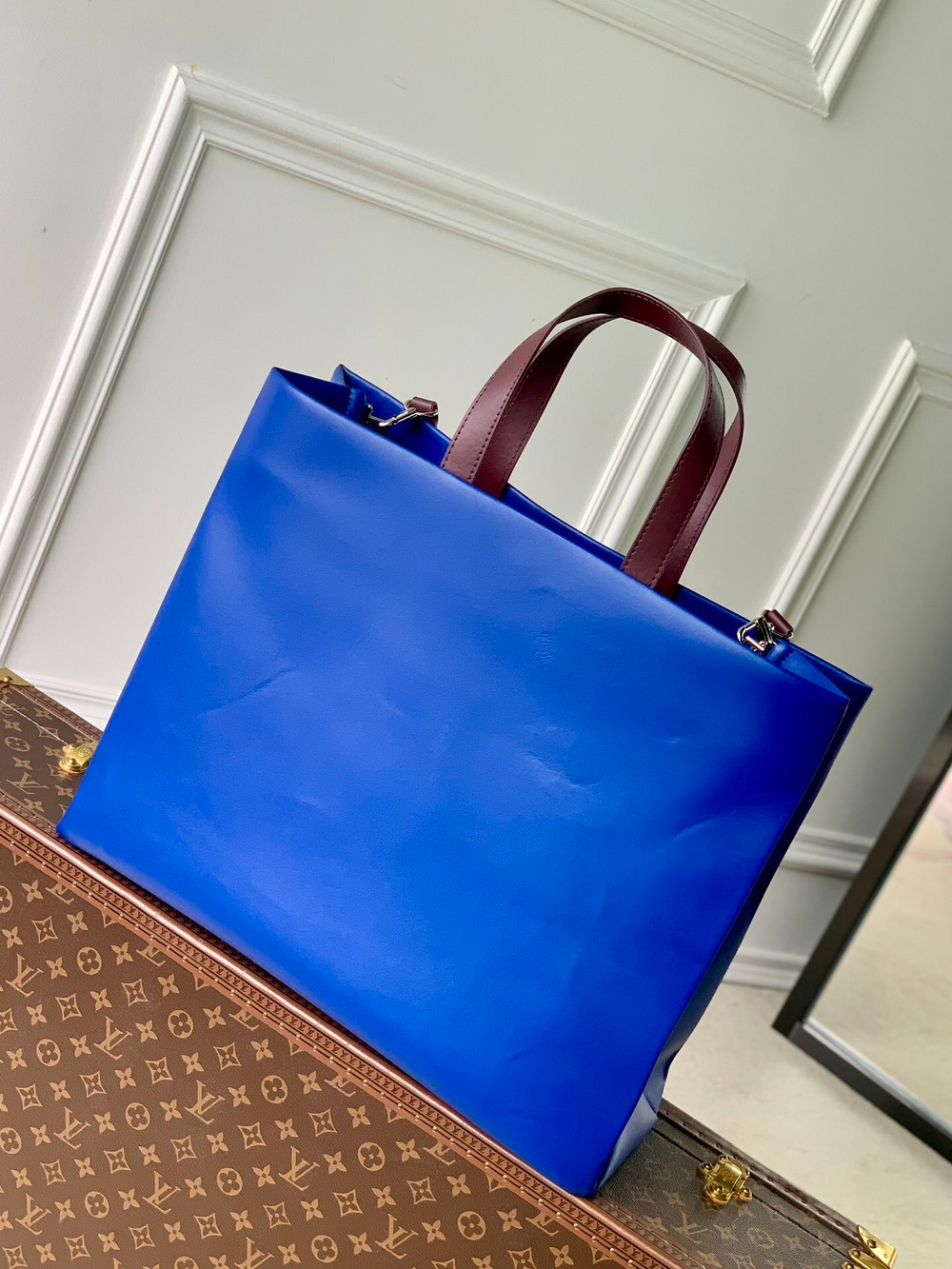 Louis Vuitton Shopper Tote MM