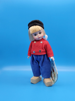 Кукла Madame Alexander 021368