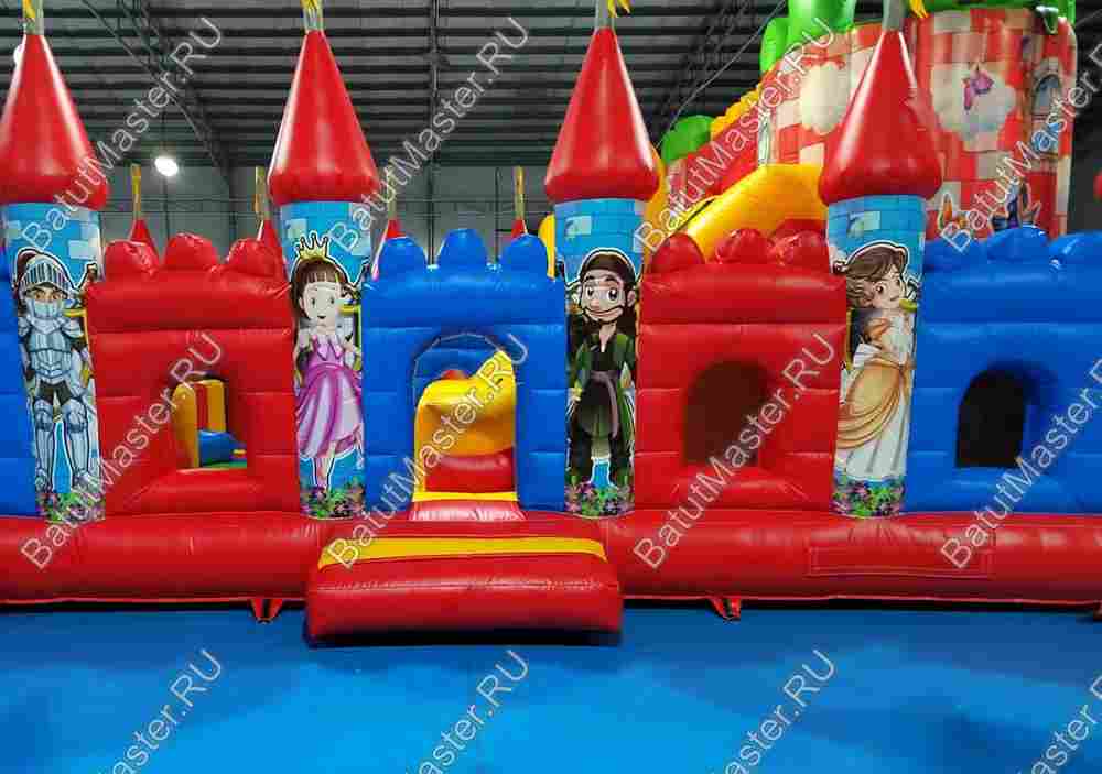 Коммерческий надувной батут "Яркое средневековье" 10*7*4 м