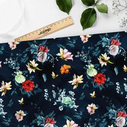 Ткань оксфорд 210 цветы на темно-синем фоне