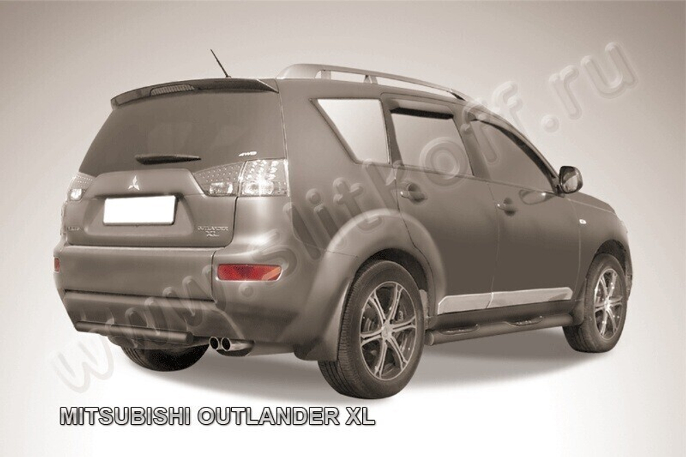 Защита заднего бампера Mitsubishi Outlander XL (2005-2009) d57 серебристая