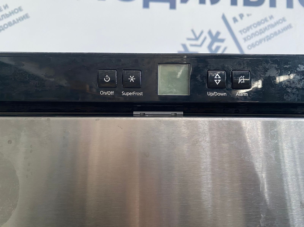 Морозильный барный шкаф Liebherr GGUesf 1405