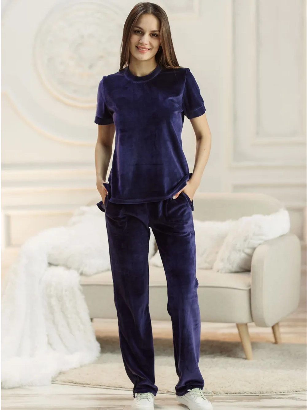 Костюм велюровый спортивный для дома