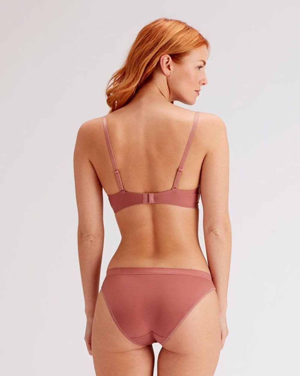 Бюстгальтер на косточках Naturals (Размер: 32D) (Цвет: фиолетовый)