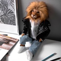 Кукла коллекционная Лев Рокки