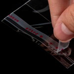 Пакеты с европодвесом и клеевым клапаном