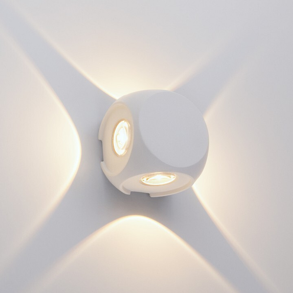 Уличный настенный светильник Elektrostandard 1504 TECHNO LED белый