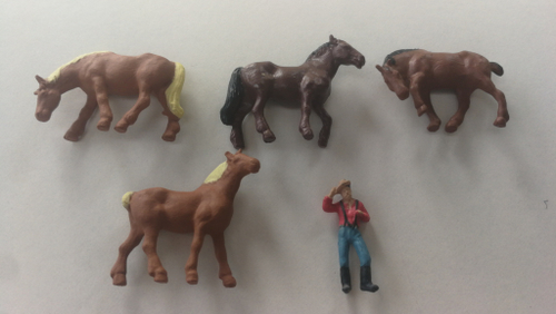 4 Лошади + пастух