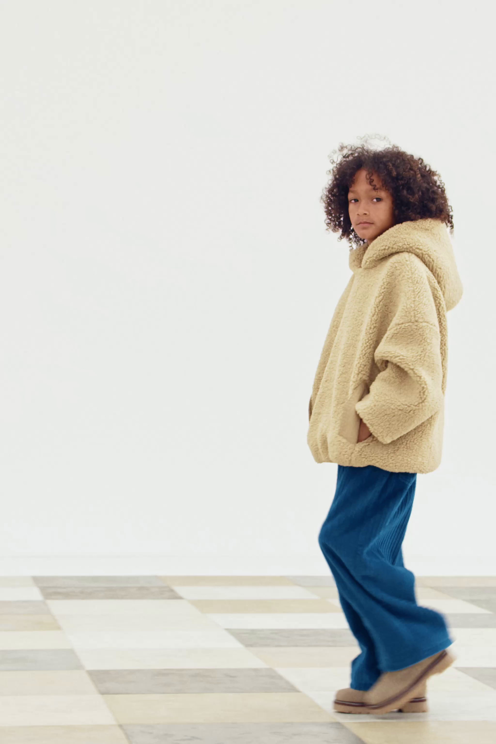 ZARA ВЕЛЬВЕТОВЫЕ ШИРОКИЕ БРЮКИ, СИНИЙ