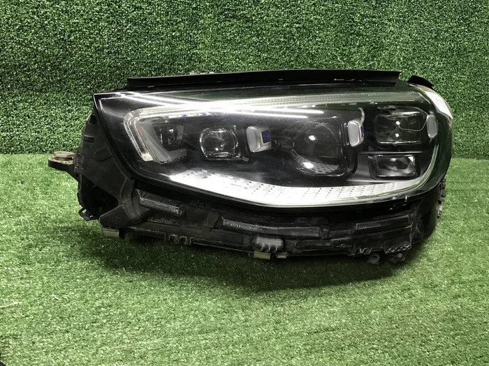 Фара левая Mercedes S W223 (20-нв) Digital Light