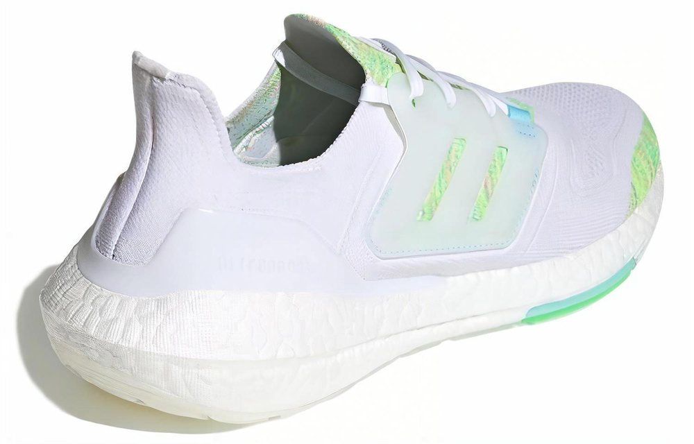 Кроссовки Adidas Ultraboost 22