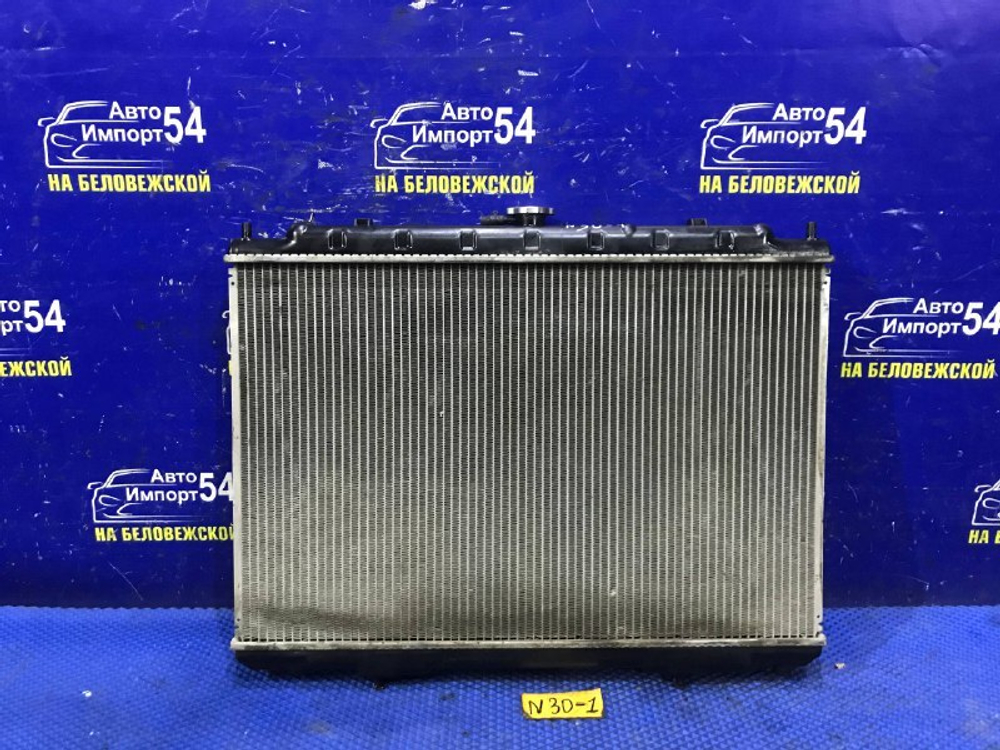 Радиатор двигателя NISSAN R’NESSA 1999
