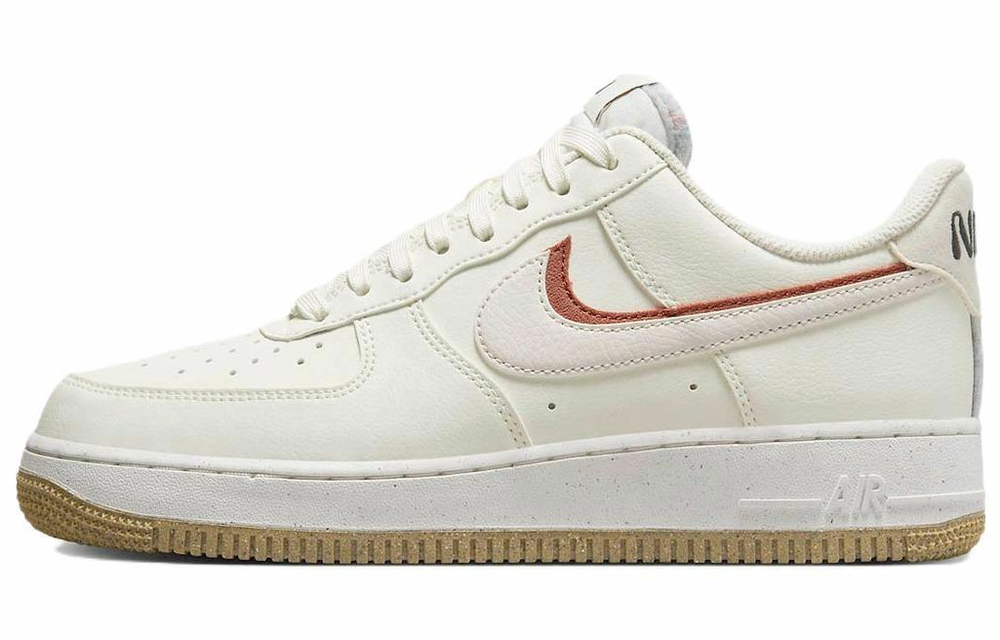 Кроссовки Nike Air Force 1 Low 82 (Женская размерная сетка)