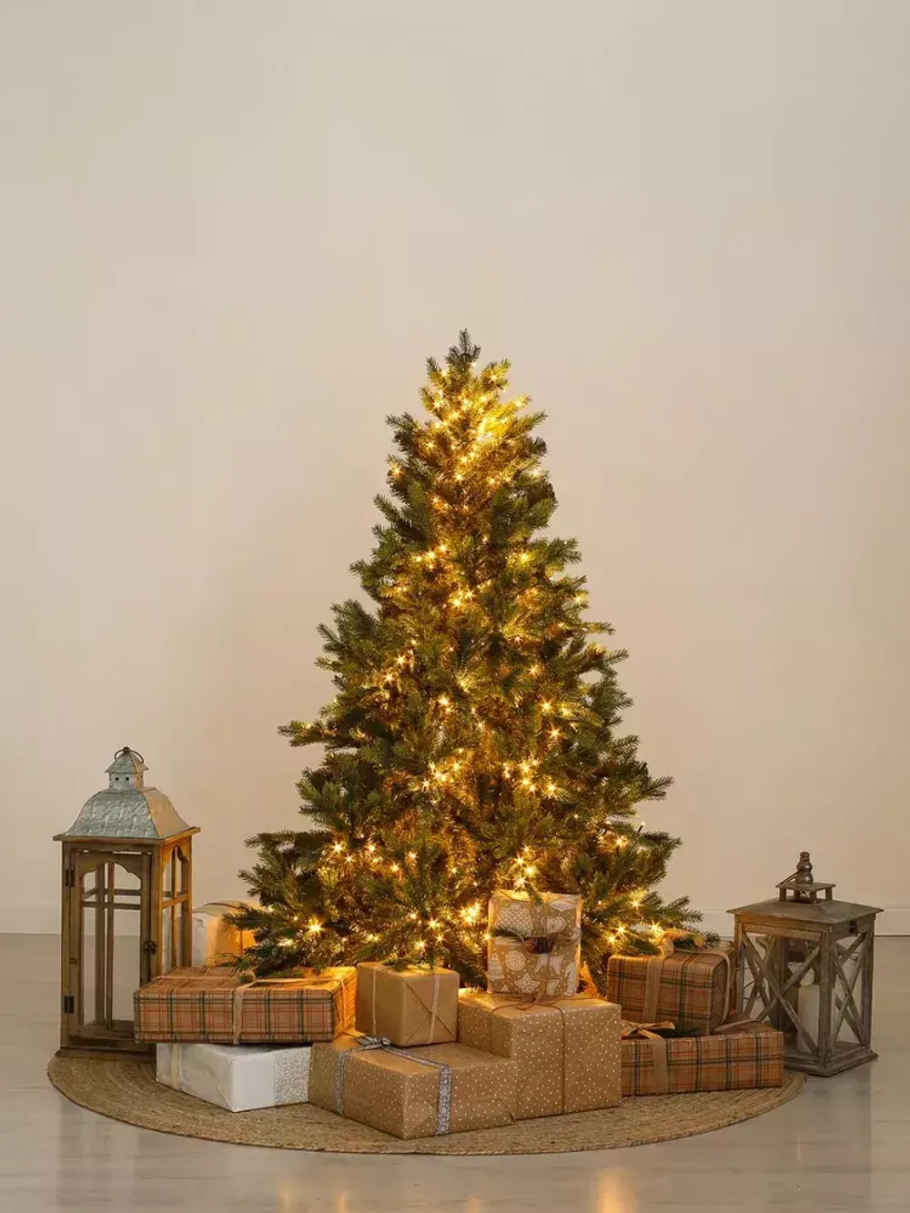 Елка с гирляндой «Грацио» (Литая+пвх) от 1.2 до 2.4 м