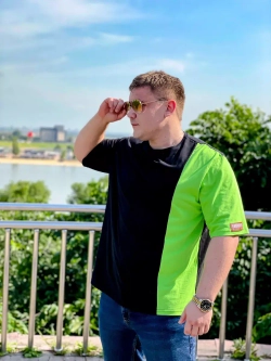 Футболка