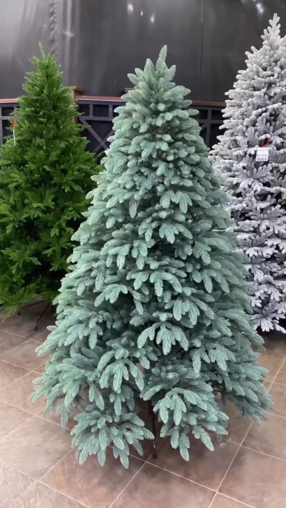 Голубая ель искусственная «Лагуна» (Литая хвоя) 270 см / 2,7 м