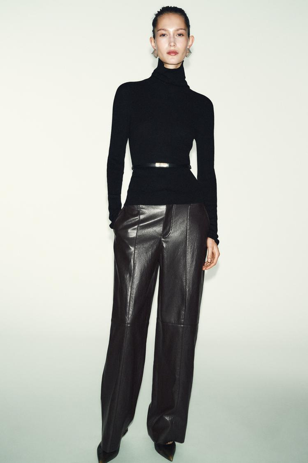 ZARA СВИТЕР ИЗ 100% ШЕРСТИ С ВЫСОКИМ ВОРОТНИКОМ И РЕМНЕМ, ЧЕРНЫЙ