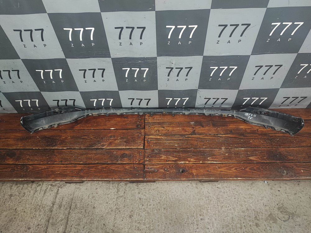 Накладка заднего бампера Lexus ES 7 18-нв Б/У Оригинал 5210533020