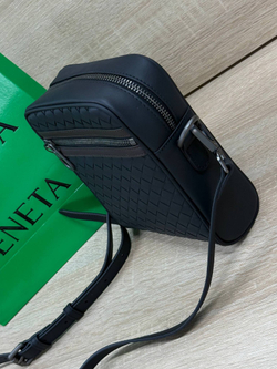 Сумка-мессенджер Bottega Veneta