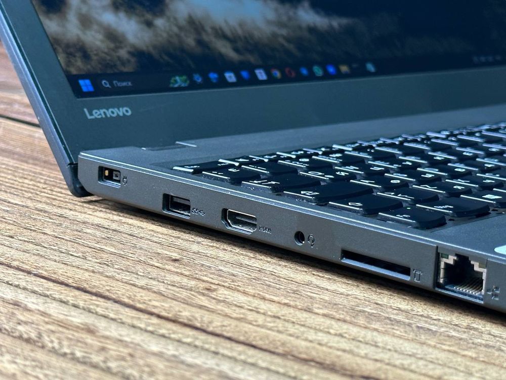 15.6" Ноутбук Lenovo ThinkPad T560 (1920x1080, Intel Core i5-6300U, RAM 8ГБ,SSD 256ГБ, Intel HD Graphics 520, Win 10Pro)