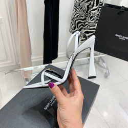 Saint Laurent Pumps