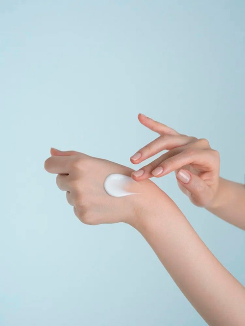 Увлажняющий и успокаивающий крем Pantheal Story Hydrating Calming Cream 220мл