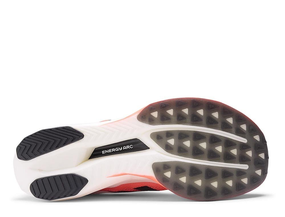 Кроссовки для бега женские New Balance Fuelcell SuperComp Elite v5 W Бело-Коралловые