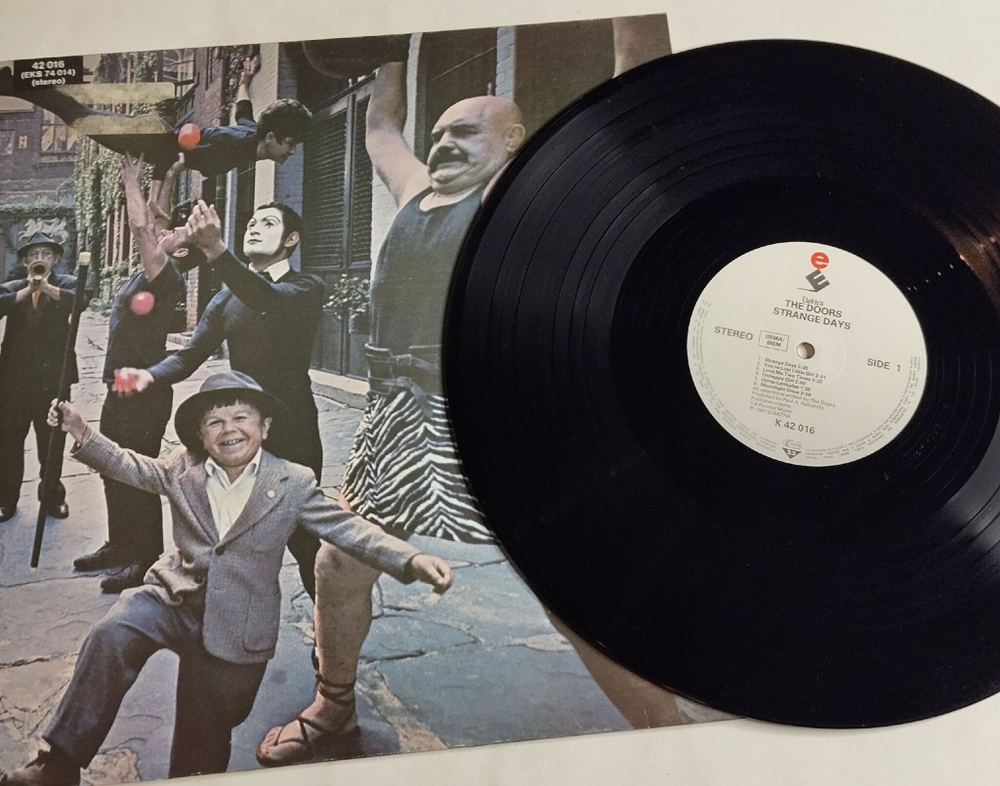 Винтажная виниловая пластинка LP The Doors Strange Days (Germany 1984)