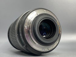 Canon EF-S 18-200mm 3.5-5.6 IS