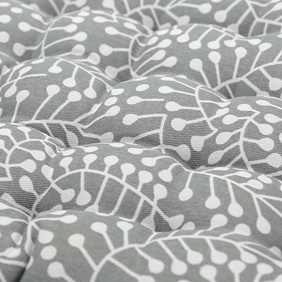 Подушка на стул из хлопка серого цвета с принтом Спелая Смородина из коллекции scandinavian touch, 40х40 см