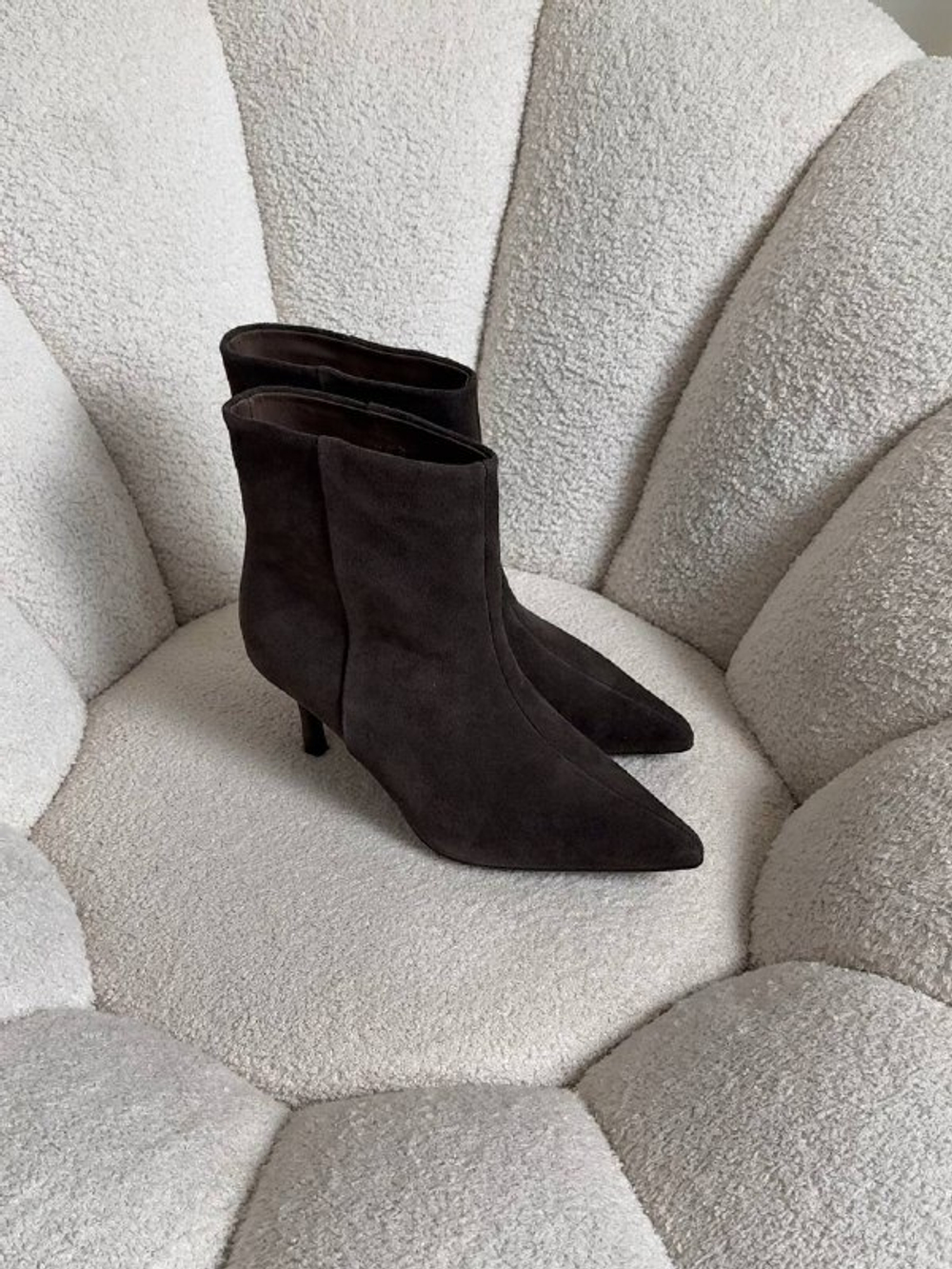 Ботильоны из натуральной замши