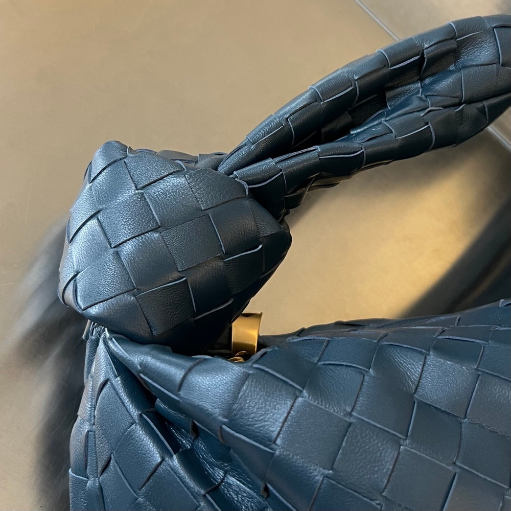 Bottega Veneta Small Jodie 48 cm